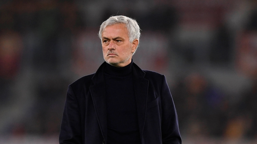 HLV của CLB AS Roma là Jose Mourinho